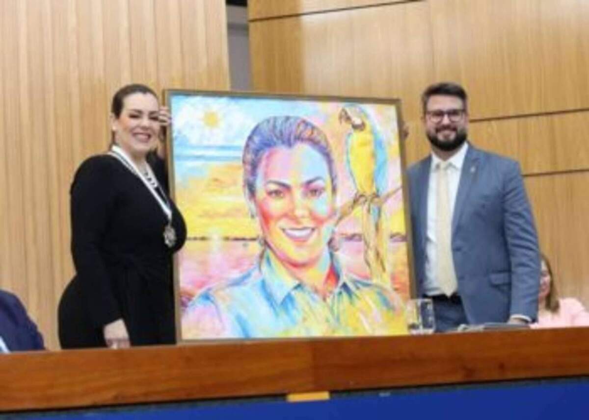 Representatividade e liderança feminina da prefeita Cinthia são reconhecidas em sessão especial de 35 anos da Aleto