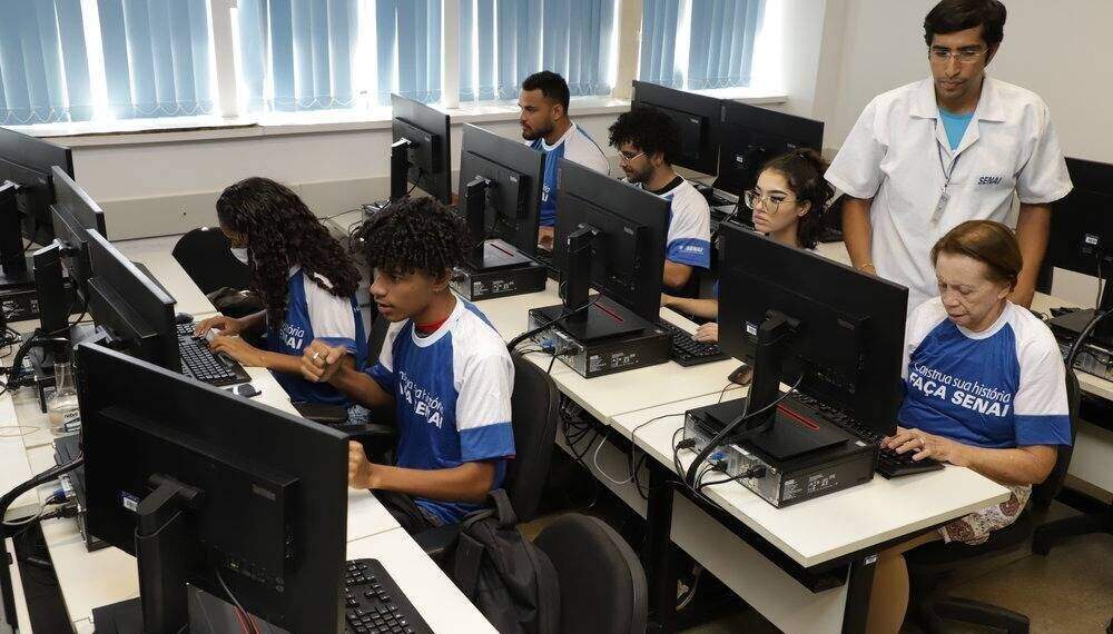 SENAI seleciona instrutores e agente de Educação em Araguaína e Palmas